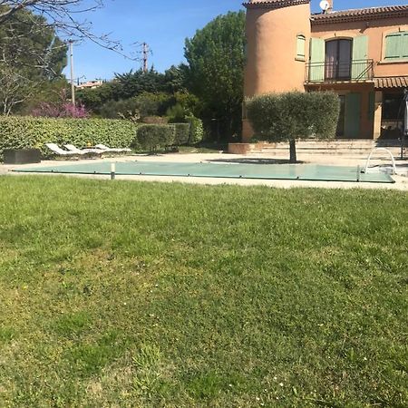 Vila Studio 30 M² Lançon-Provence Exteriér fotografie